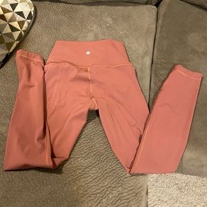 Lululemon wunder under leggings